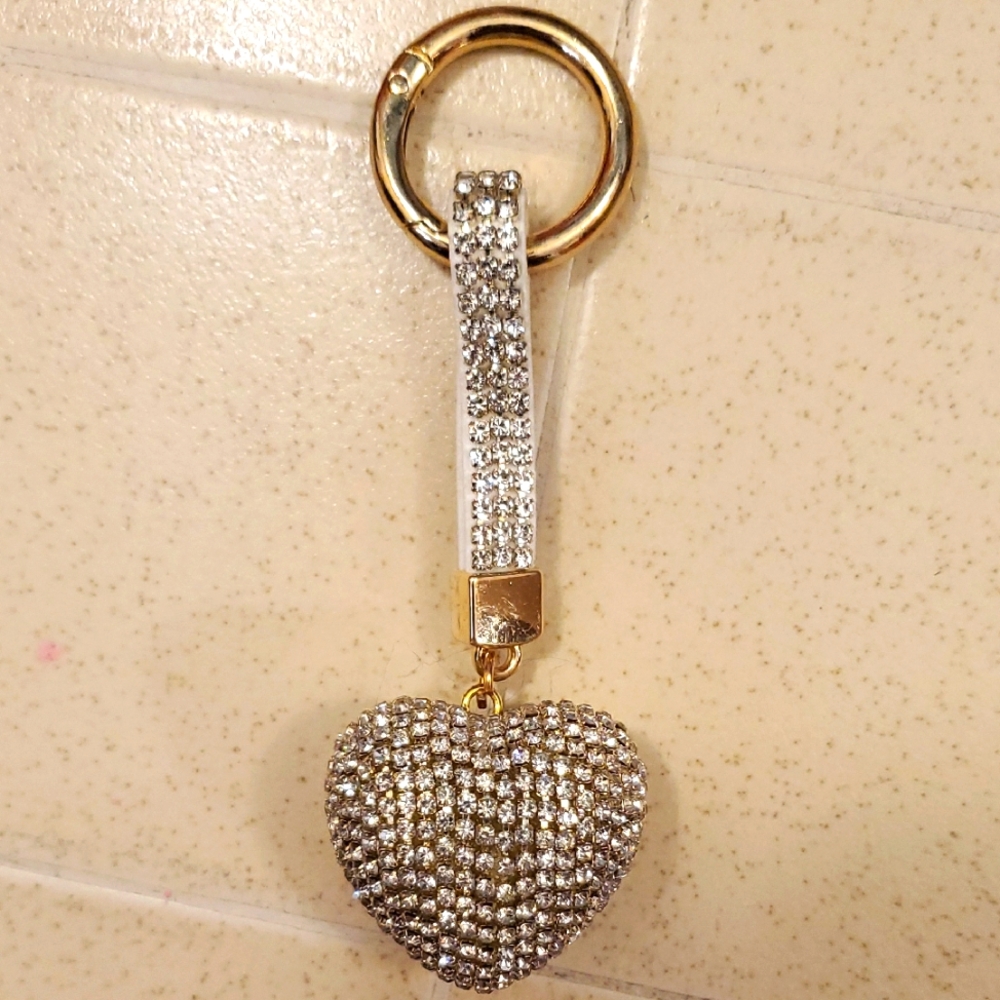 Keychain Elegant Gold and Silver Rhinestones Heart Bag Charm